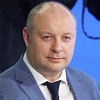 /upload/resize_cache/iblock/3ba/nbpaxauy1wp3ysb8pl5os0g9s6j7xhbh/200_200_0/_0015_Андрей Семенов .jpg